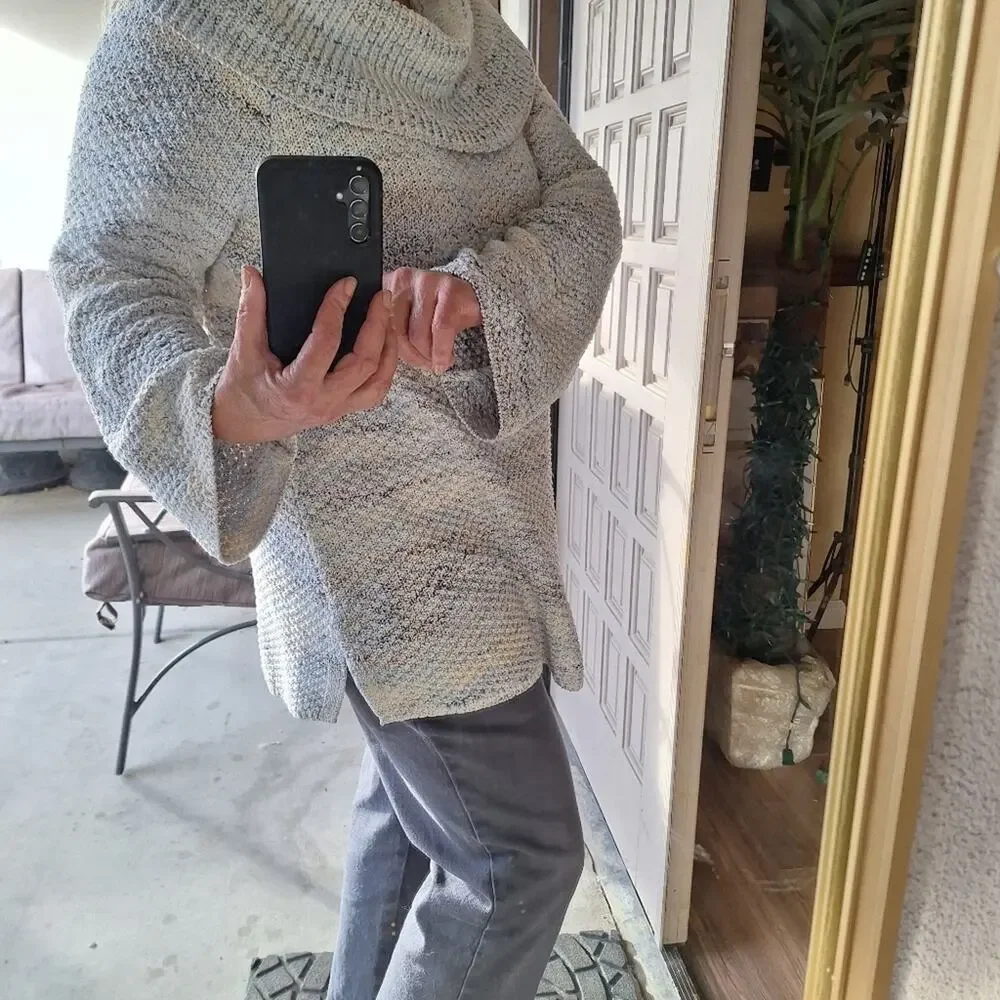 Women's Cozy Knit Sweater
